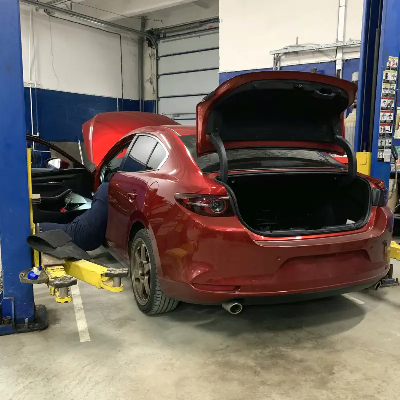 Mazda 3 — фото из автосервиса