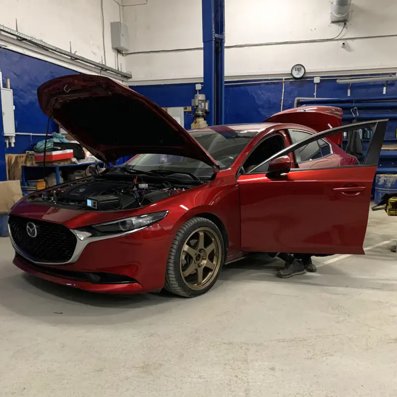 Mazda — фото из автосервиса