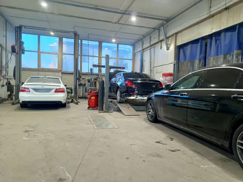 Mercedes-Benz S-Class — фото из автосервиса