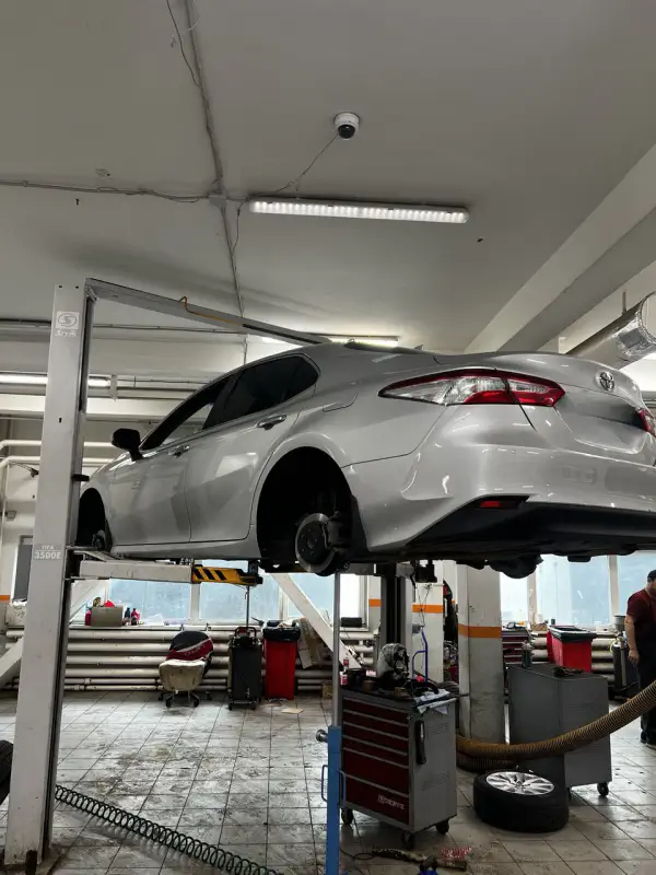 Toyota — фото из автосервиса