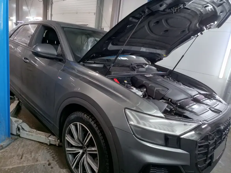 Audi q8 — фото из автосервиса